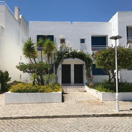 펜션 Windmill Hill - Alto Do Moinho - Pool & Sea View 알부페이라