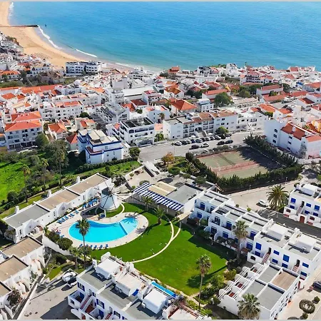펜션 Windmill Hill - Alto Do Moinho - Pool & Sea View *
