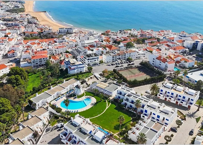 Дом отдыха Windmill Hill - Alto Do Moinho - Pool & Sea View *